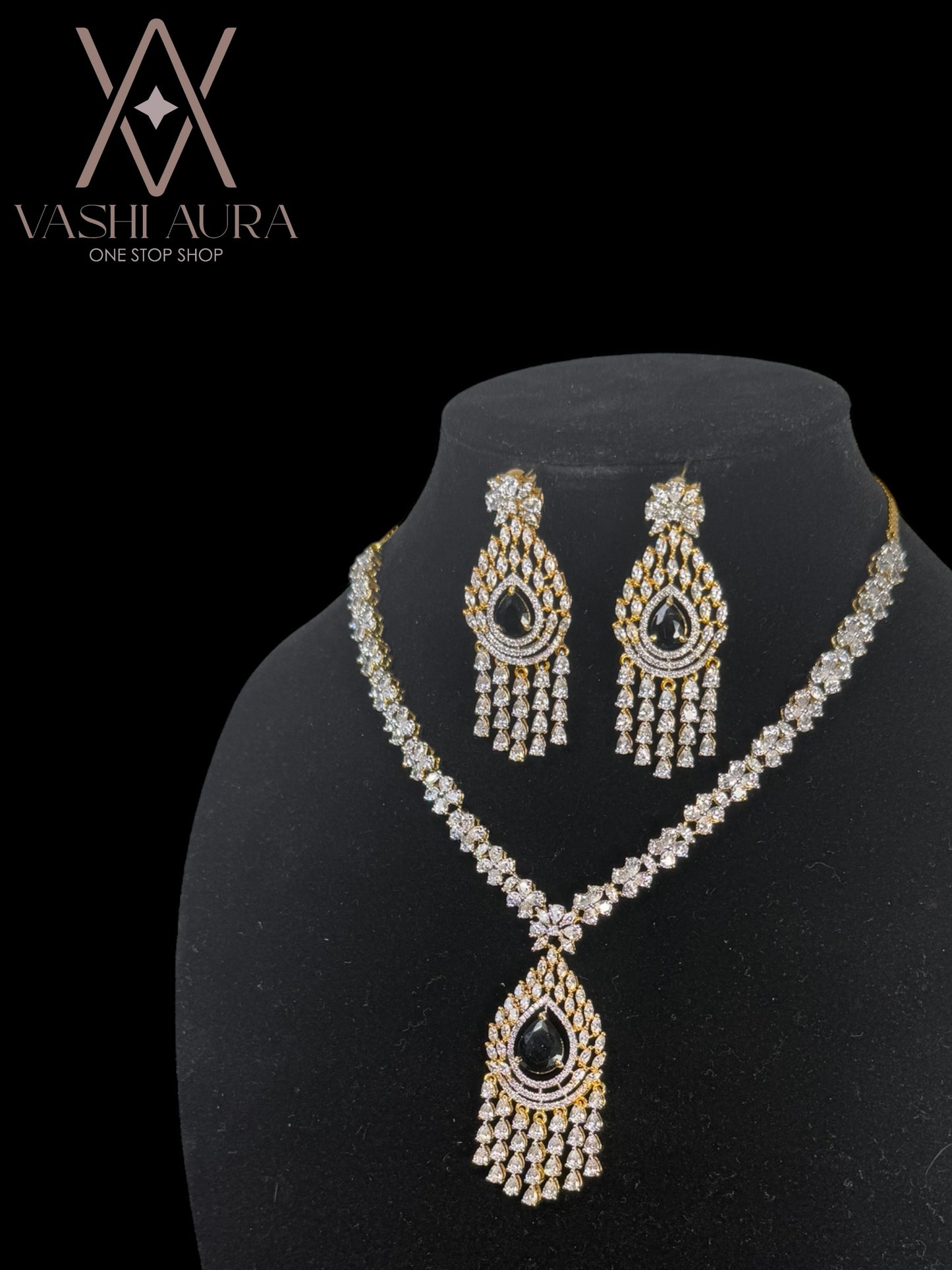 CZ neckset complemented with black stones