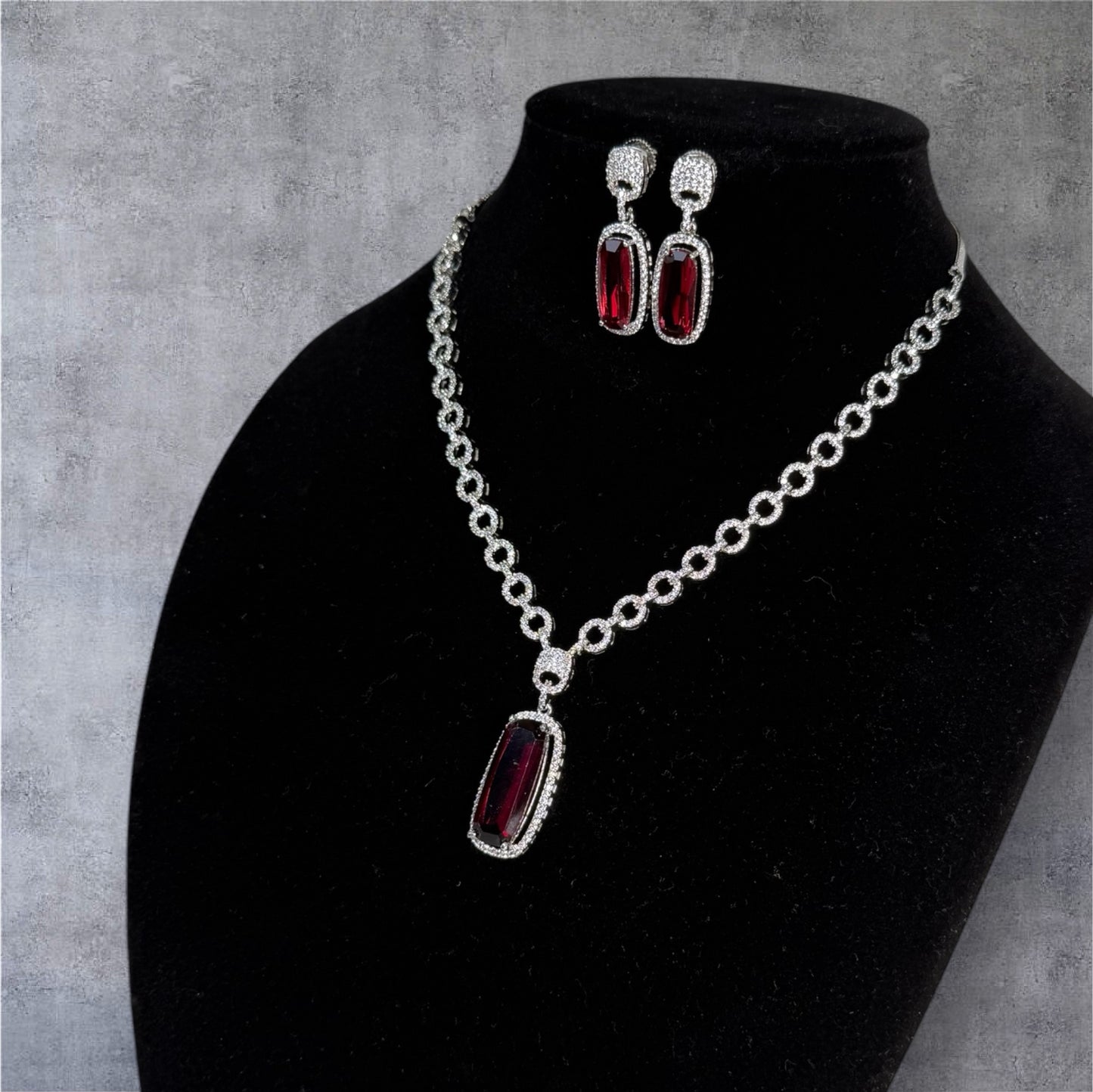 Simple elegant single red stone neckset