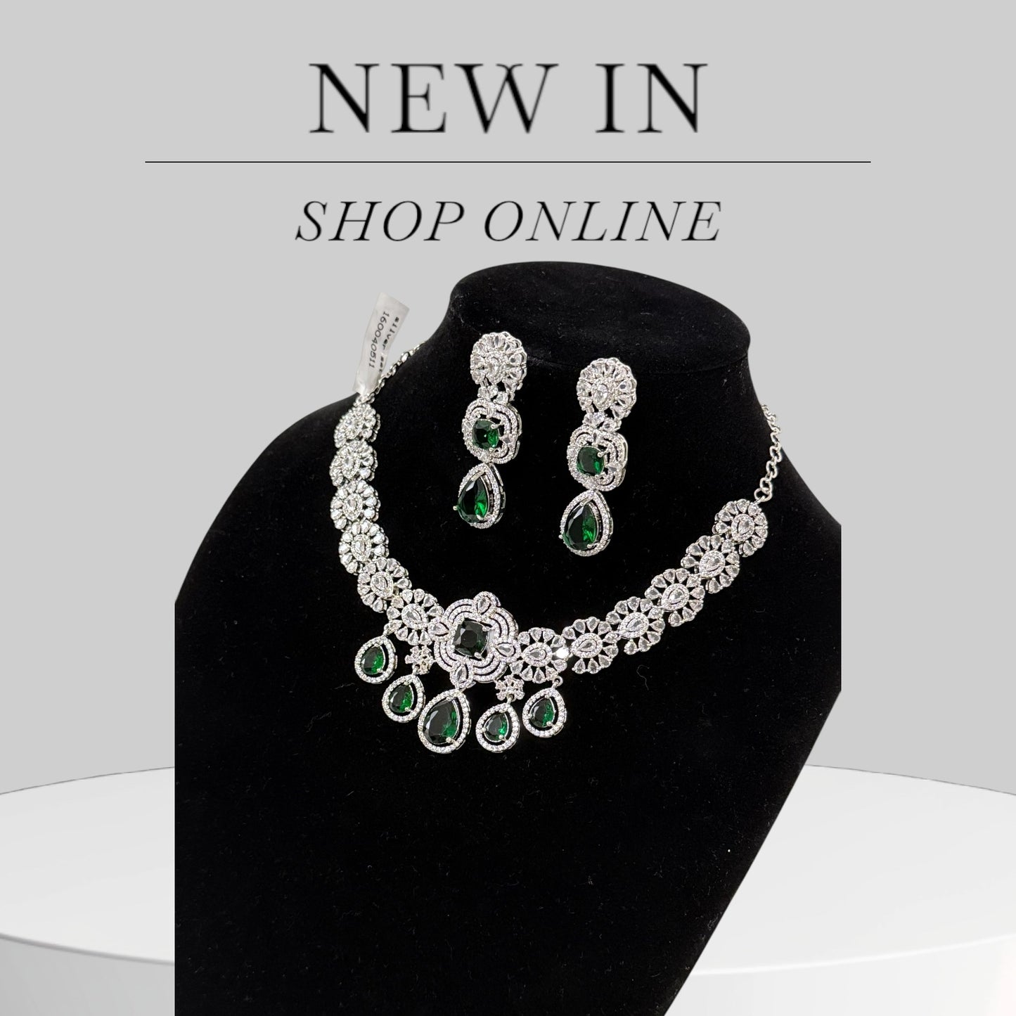 Diamond Replica Neckset with drop pattern stones