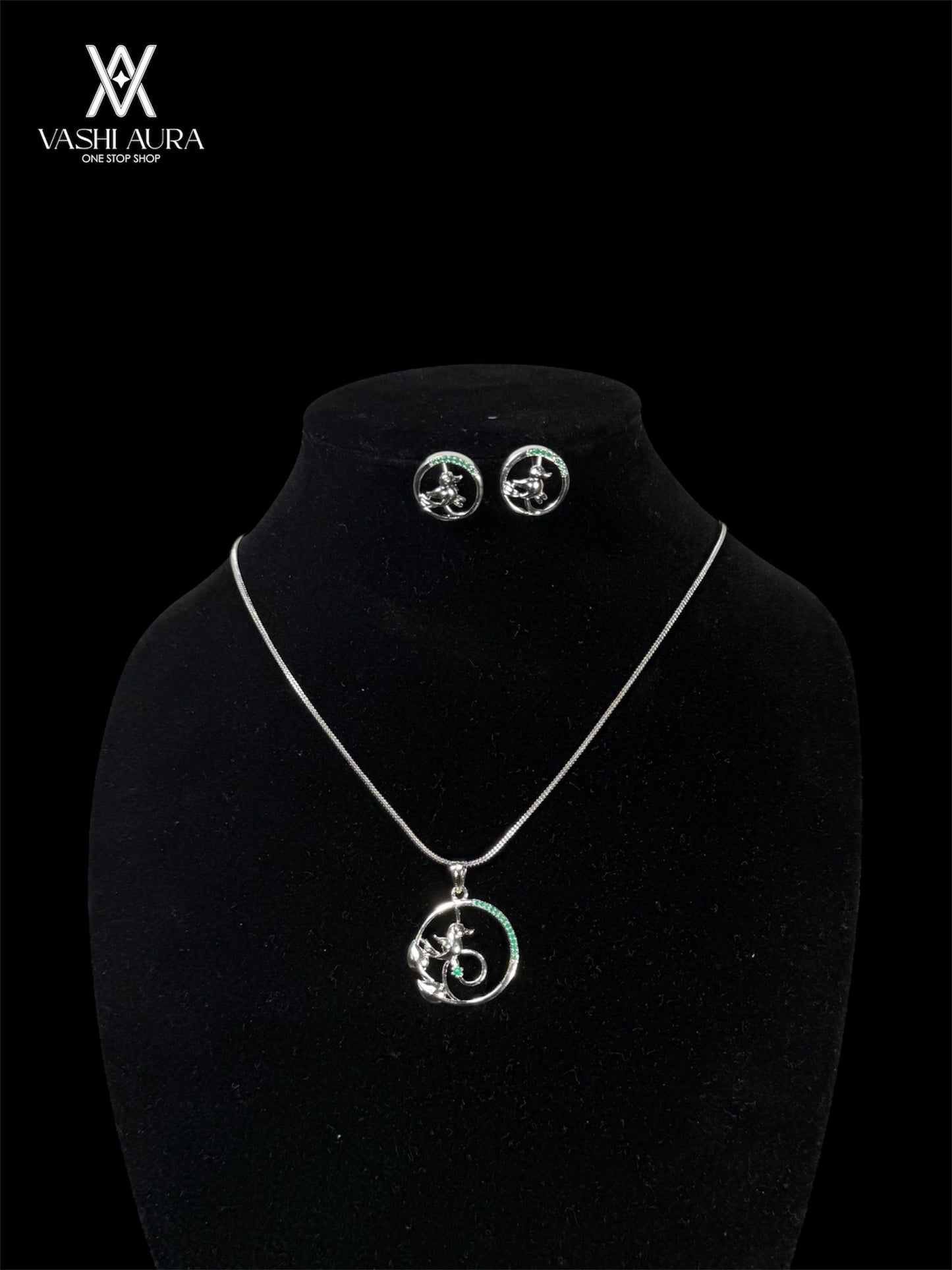 Artistic Bird Motive Pendant with Earrings