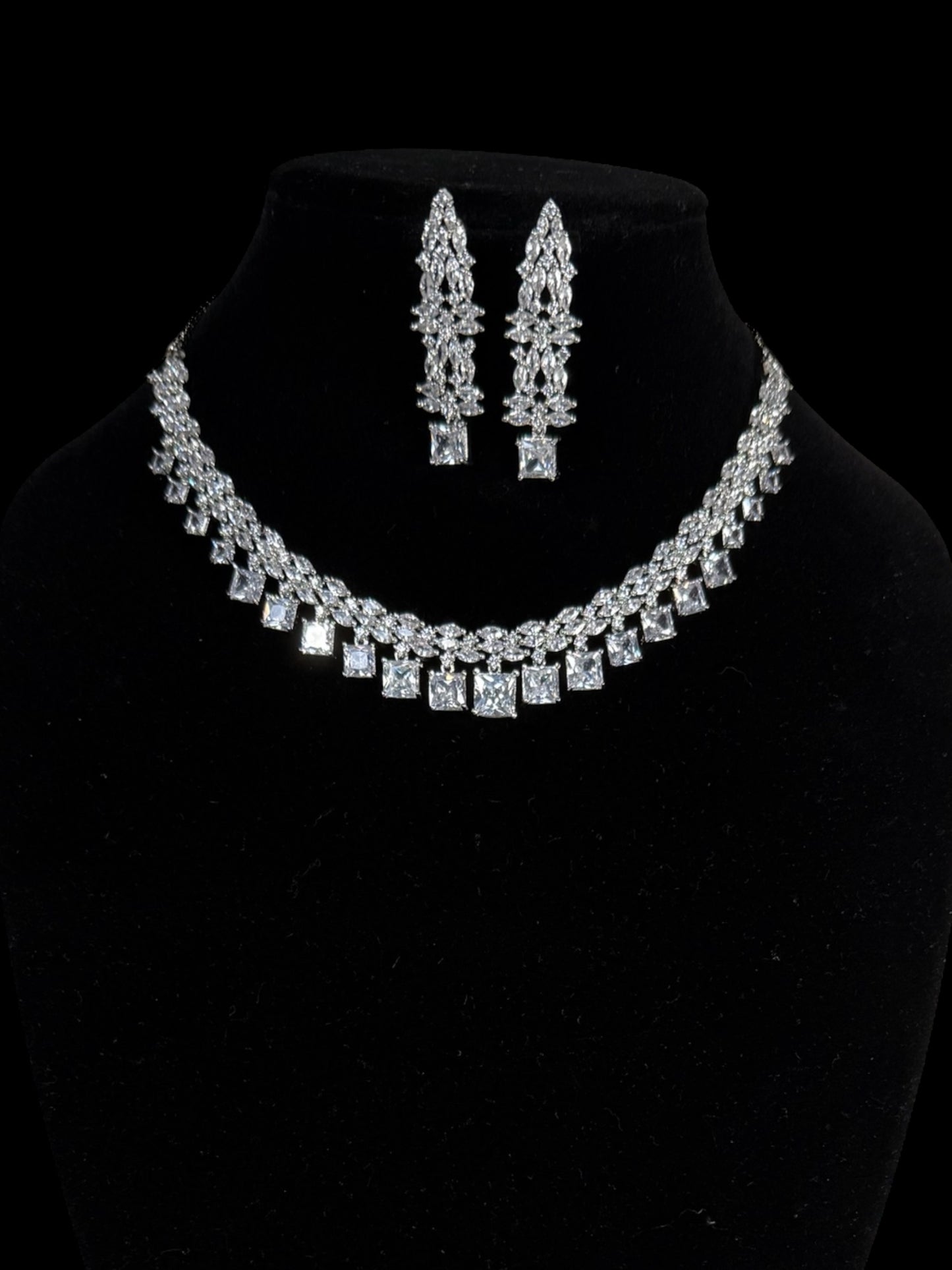 Elegant neckset with square shaped white CZ's