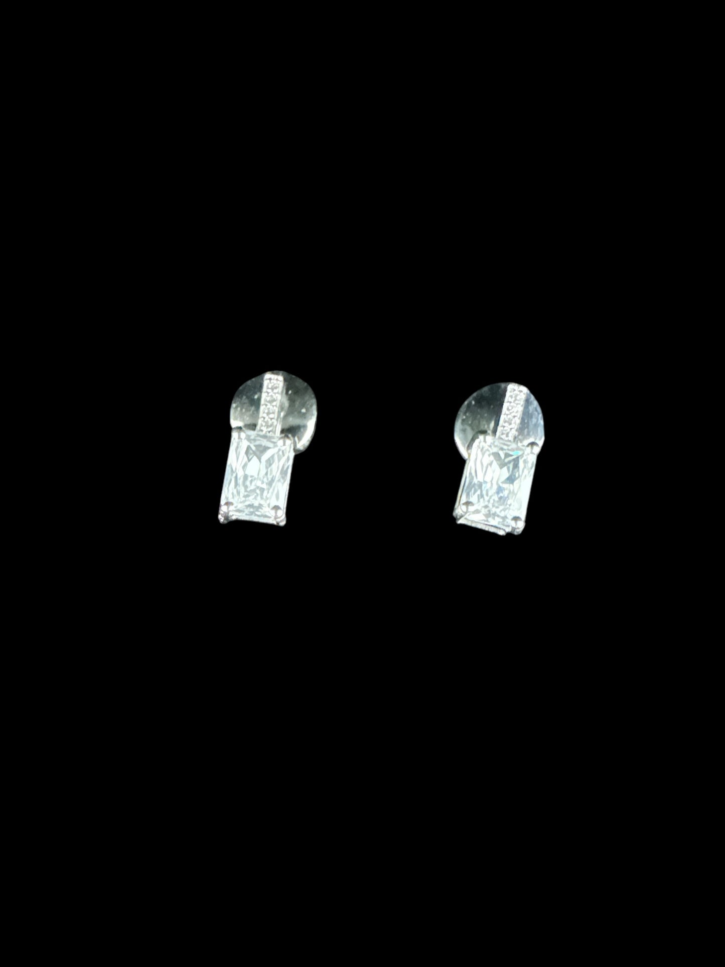 92.5 Sterling Silver Cute Little Studs