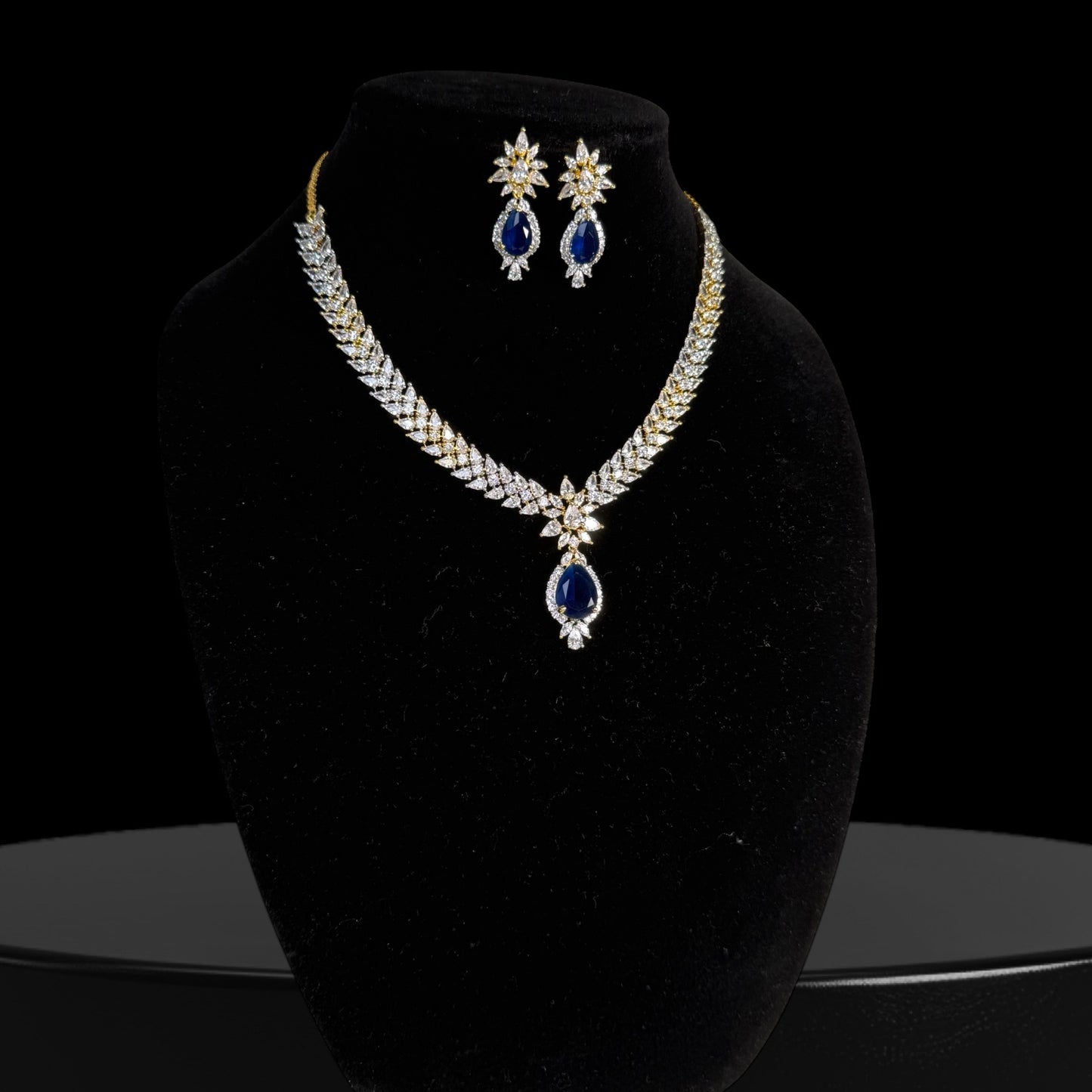 White Stone elegant CZ neckset