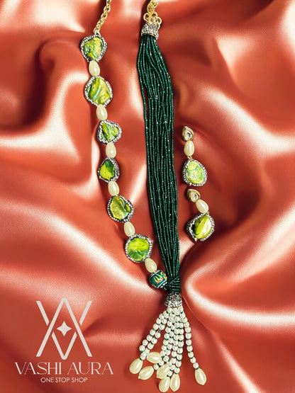 Medium Length Neckchain made with Turquoise Beads