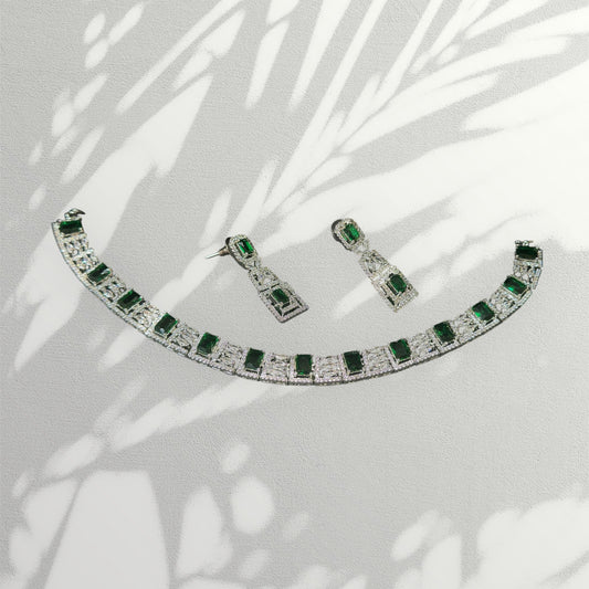 Handcrafted necklace complemented by green stones
