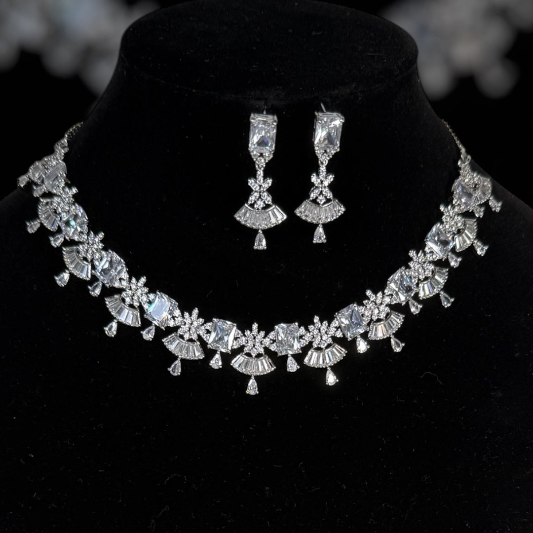 Elegant rectangular white stone neckset